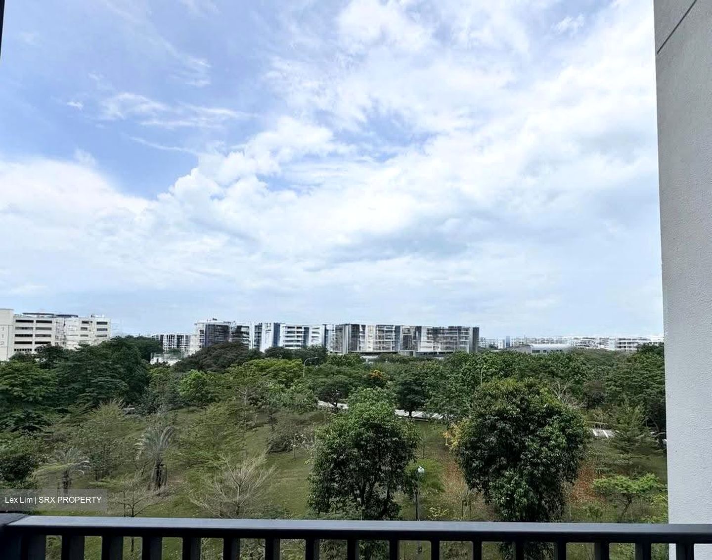 Treasure at Tampines (D18), Condominium #632003021
